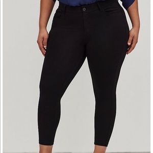Torrid Bombshell Skinny Pant